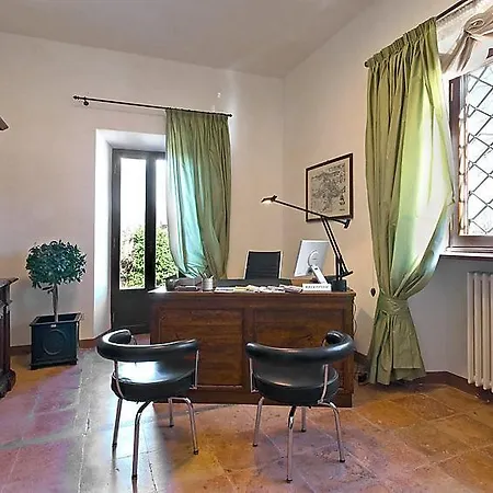 Prázdninový dům Sleeps 18 Pool Wifi