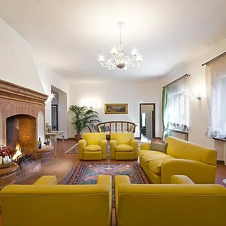 Prázdninový dům Sleeps 18 Pool Wifi