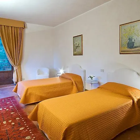 Dom wakacyjny Sleeps 18 Pool Wifi Sant'Enea