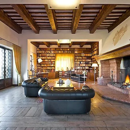Sleeps 18 Pool Wifi *